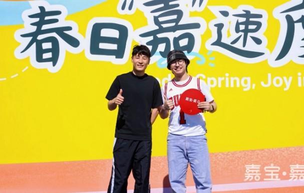 开云注册网址-武磊以“三娃爸爸”身份分享经验：家长要多陪伴孩子一起运动